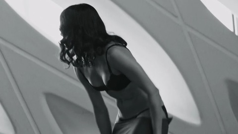 Pic: Freida Pinto in Past Forward