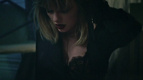 Pic: Taylor Swift in I Don’t Wanna Live Forever