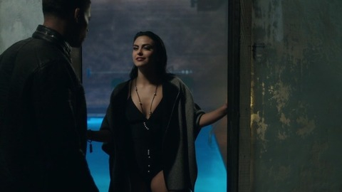 Pic: Camila Mendes in Riverdale
