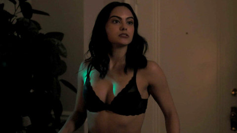 Pic: Camila Mendes in Riverdale