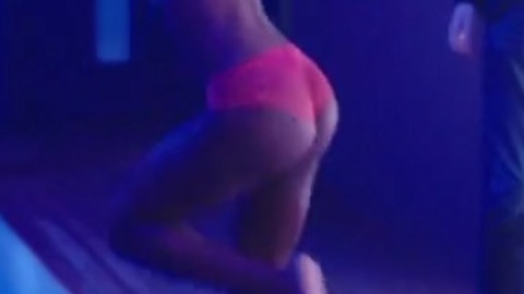 Pic: Sophia Brown in Clique