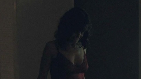 Pic: Carla Gugino in Wolves