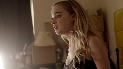 Pic: Phoebe Dynevor in Snatch (2017-2018)