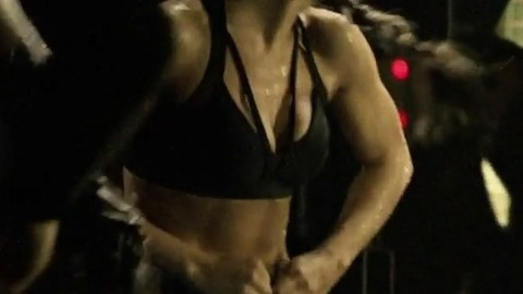 Pic: Chelsey Reist in The 100