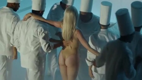 Pic: Katy Perry in Bon Appétit