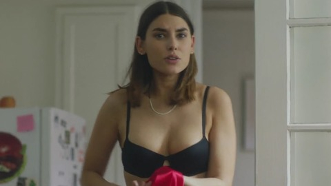 Pic: Angie Simms in All Wrong