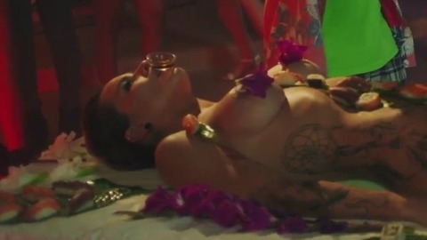 Pic: Vanessa Sheri in All Wrong