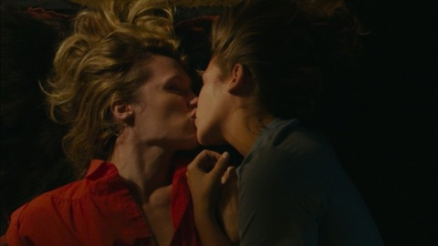 Pic: Lola Kirke in AWOL