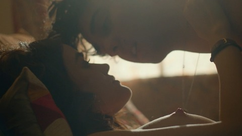 Pic: Lucy Hale in Dude