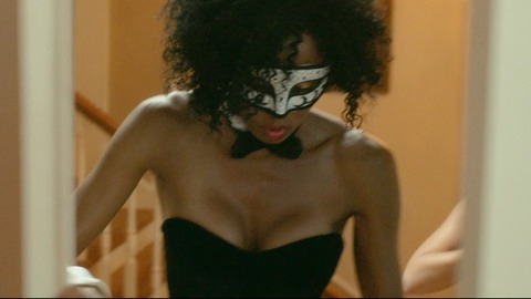 Pic: Kamille McCuin in N.O.L.A Circus