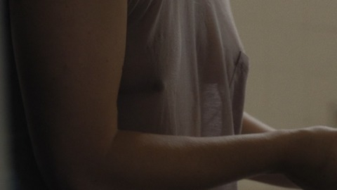 Pic: Julia Stiles in The Drowning (2017)