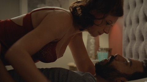 Pic: Aly Michalka in iZombie