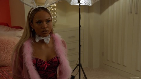 Pic: Karrueche Tran in Claws
