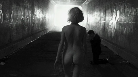 Pic: Alia Shawkat in Paint It Black