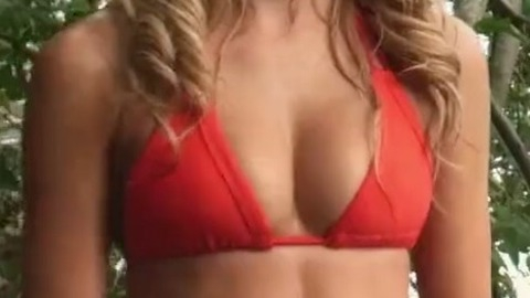 Pic: Julie Ann Dawson in Pitching Tents