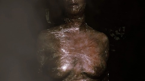 Pic: Victoria Thomas in Abduction
