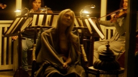 Pic: Eveline Hall in Euphoria