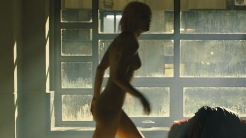 Pic: Mackenzie Davis in Blade Runner 2049