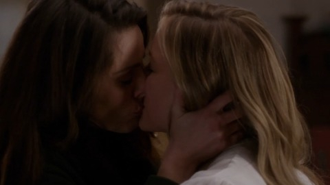 Pic: Stefania Spampinato in Grey's Anatomy