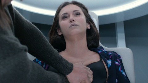 Pic: Nina Dobrev in Flatliners