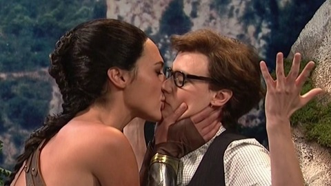 Pic: Gal Gadot in Saturday Night Live