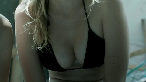 Pic: Ingrid García Jonsson in Apaches