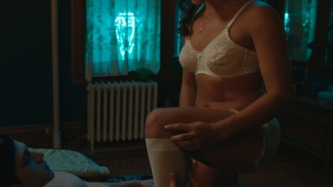 Pic: Jenna Ushkowitz in Hello Again