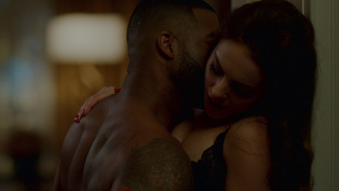 Pic: Elizabeth Gillies in Dynasty