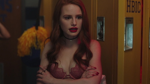 Pic: Madelaine Petsch in Riverdale