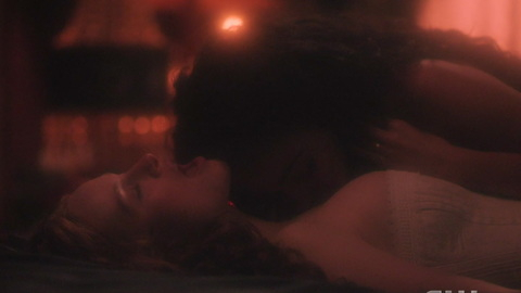 Pic: Madelaine Petsch in Riverdale