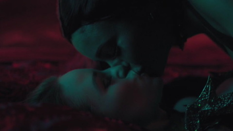 Pic: Madelaine Petsch in Riverdale