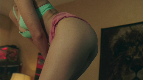 Pic: Frankie Shaw in SMILF