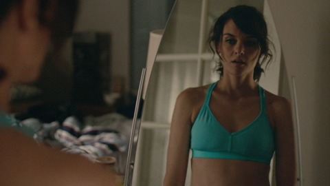 Pic: Frankie Shaw in SMILF