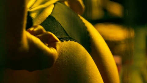 Pic: Roxanne McKee in Strike Back