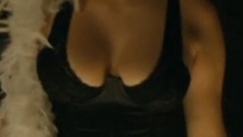 Pic: Alexandra Bakonyi in Maigret in Montmartre