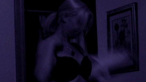 Pic: Cynthia Stone in Calla Lily