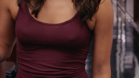 Pic: Meaghan Rath in Hawaii Five-0