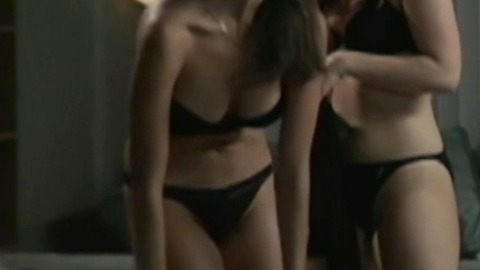 Pic: Amie Dellavalle in Passing Fancy