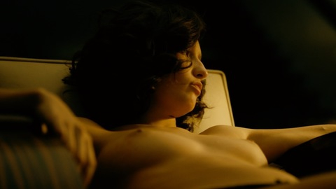 Pic: Mathilde Irrmann in Bad Banks