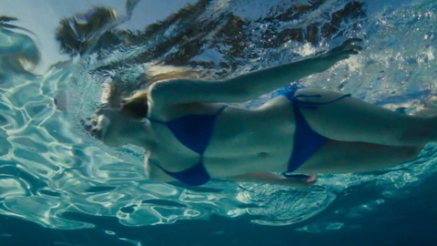 Pic: Elle Fanning in Galveston