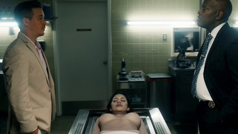 Pic: Mayra Leal in Carter & June