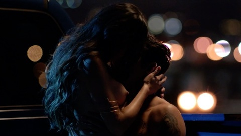 Pic: Melissa Barrera in Vida