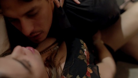 Pic: Melissa Barrera in Vida