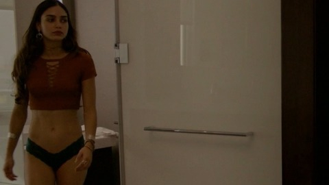 Pic: Melissa Barrera in Vida (2018-2020)