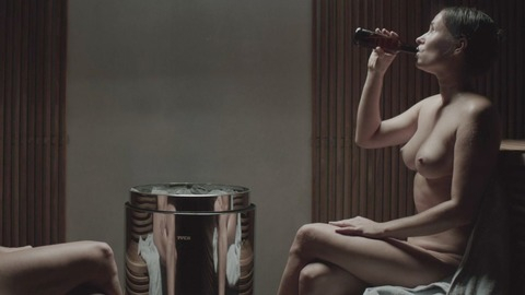 Pic: Rosalinde Mynster in Atelier