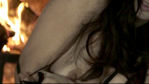 Pic: Laura Alemán in Snowbound