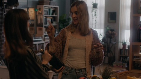 Pic: Caitlin Fitzgerald in Sweetbitter