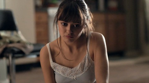 Pic: Ella Purnell in Sweetbitter