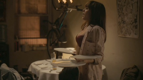 Pic: Ella Purnell in Sweetbitter