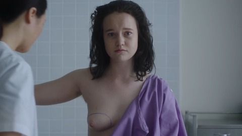 Pic: Liv Hewson in Homecoming Queens